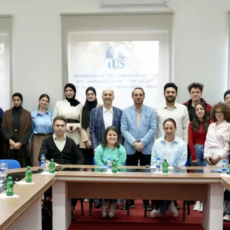 Inspiring Lecture at IUS: Dr. Büyükmatür Explores the World of Mehmet Akif Ersoy